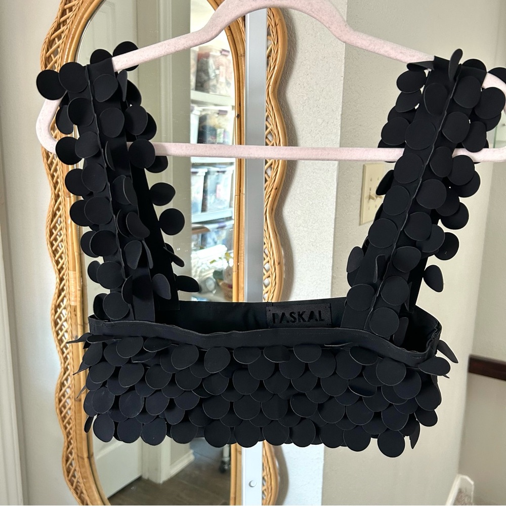 Paskal / Black Circle Design Crop Tank Top